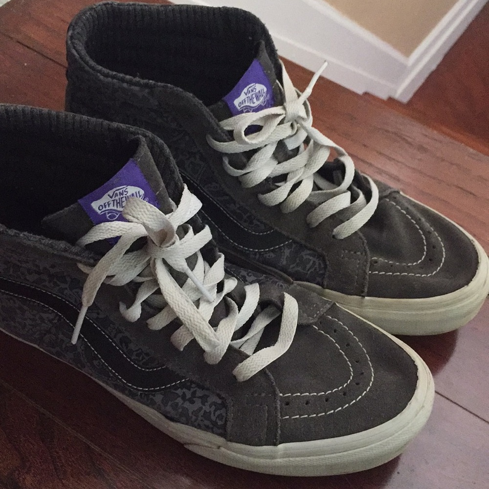 High Top Vans - Picture 2 of 6